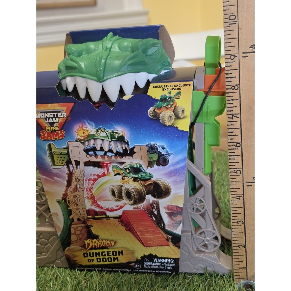 Monster Jam Dragon Dungeon of Doom Mini Jams Playset Brand New In Box - Picture 2 of 10